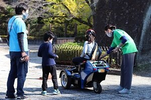 REALで開発しているロボットが大谷地域観光交通社会実験に参加しています