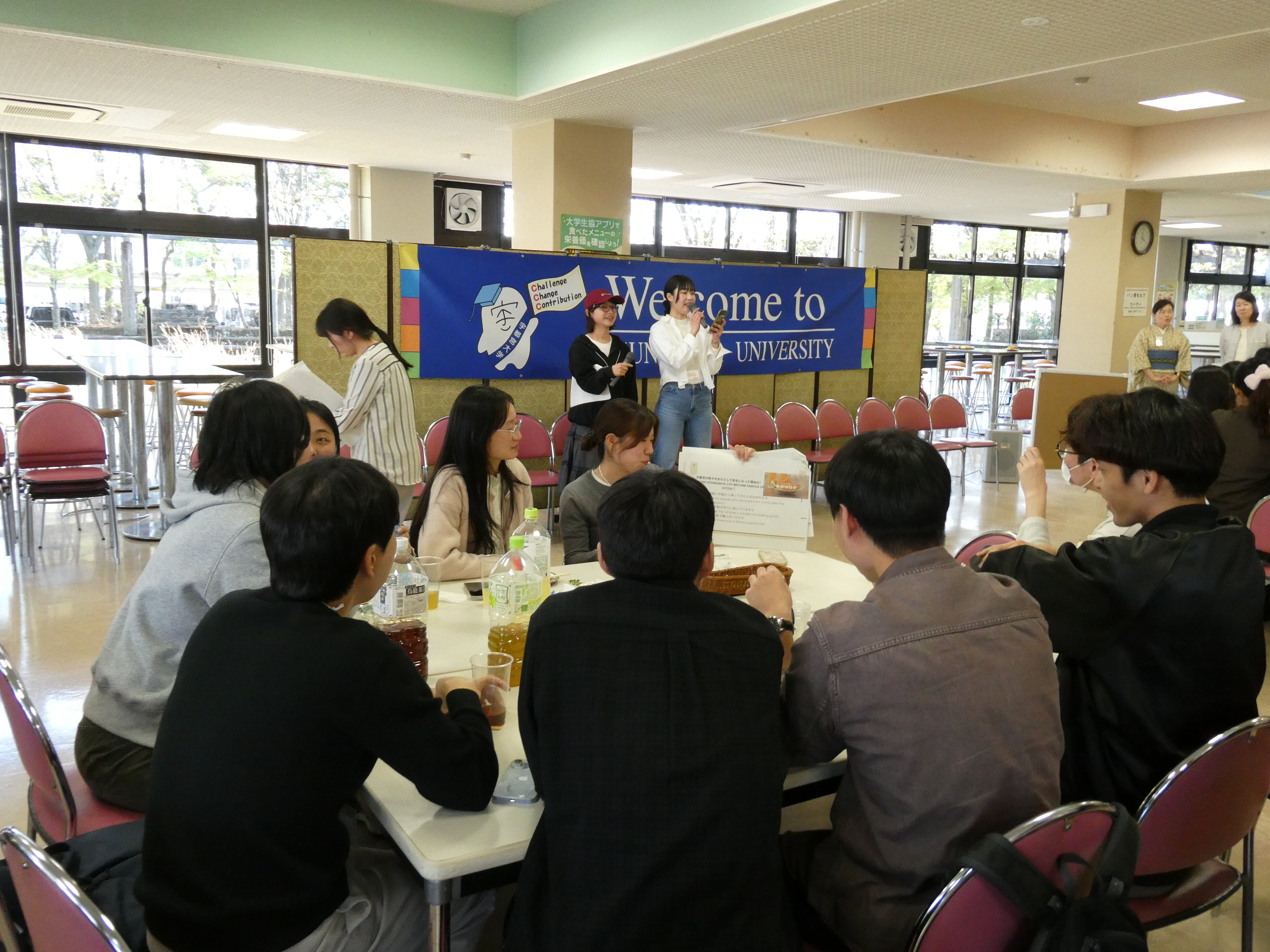 留学生アドバイザーによるクイズ大会