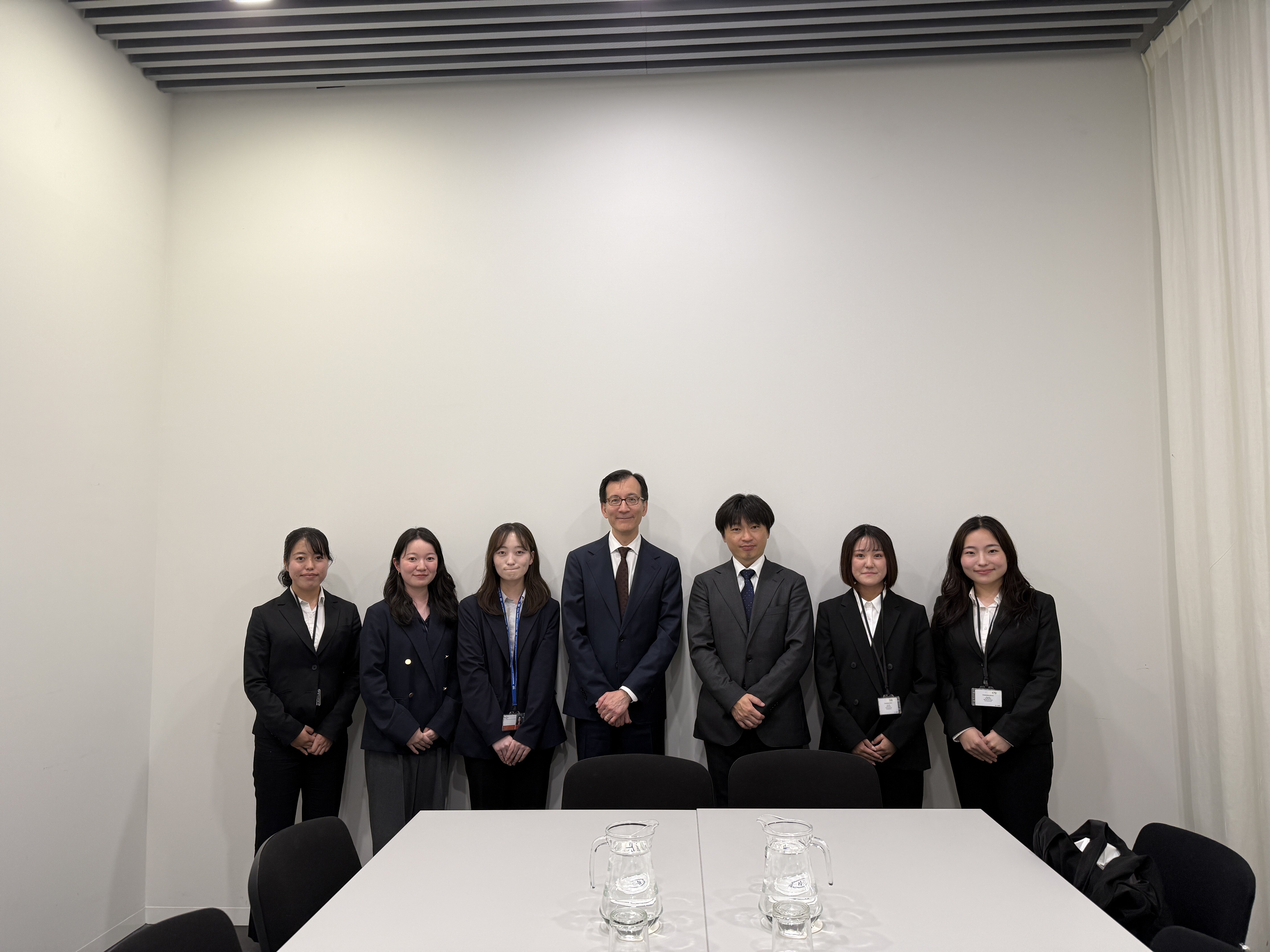 国際刑事裁判所（ICC）にて、Christian Mahr氏との写真